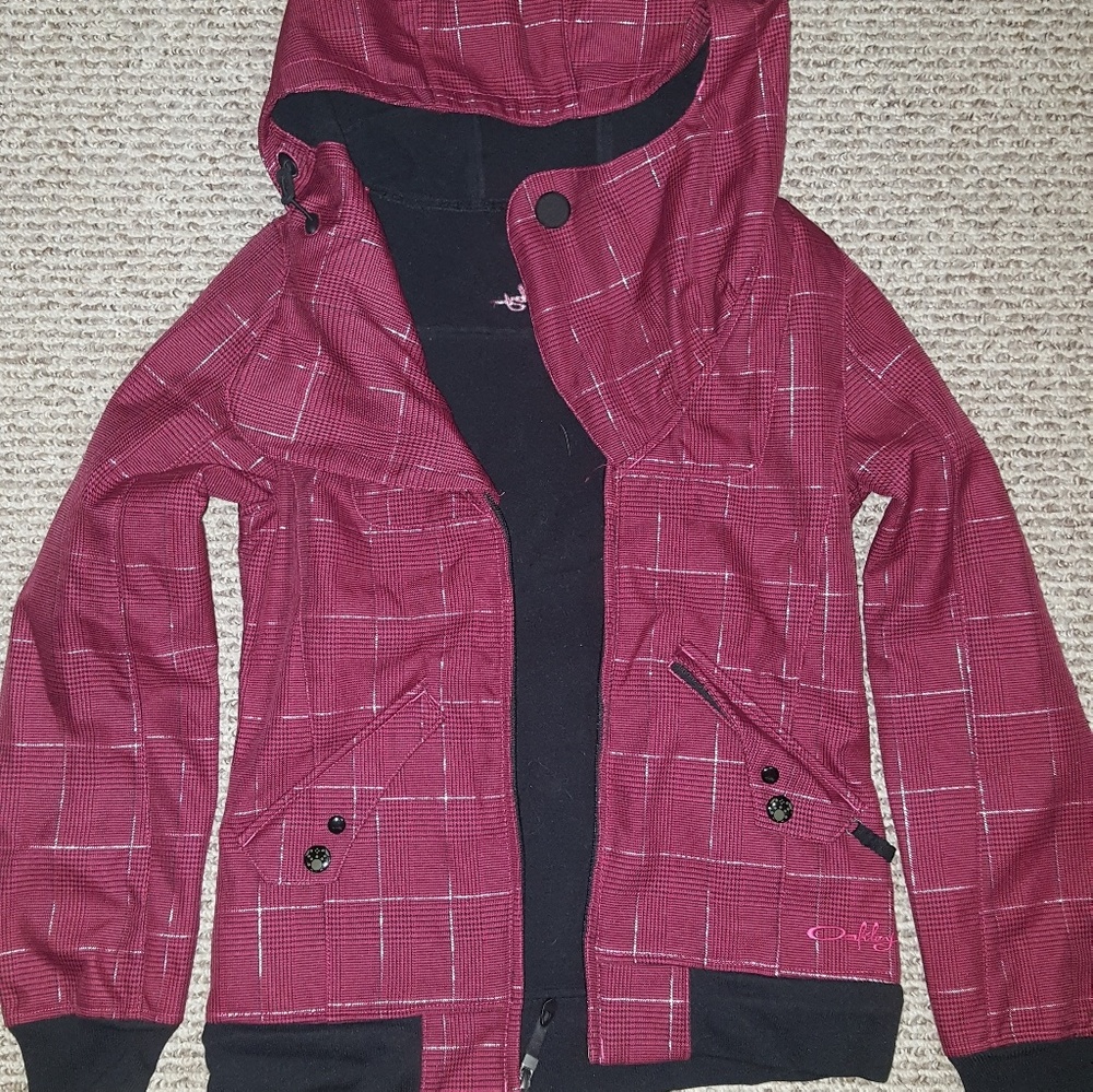 OAKLEY WOMEN’S RED/PLAID SKI/SNOWBOARD/Winter coat